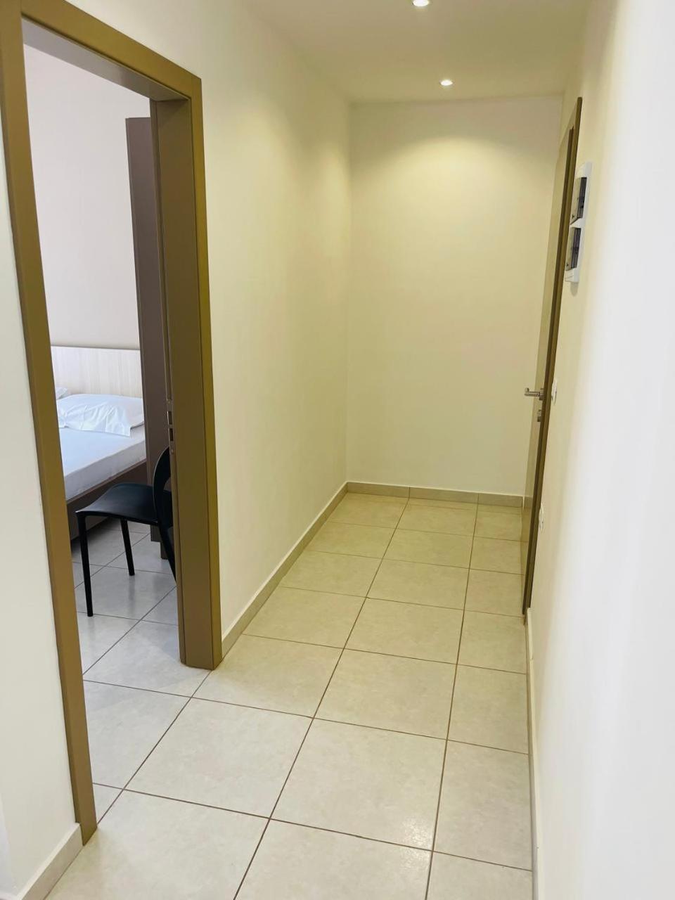 Eliona Apartments Sarandë Esterno foto