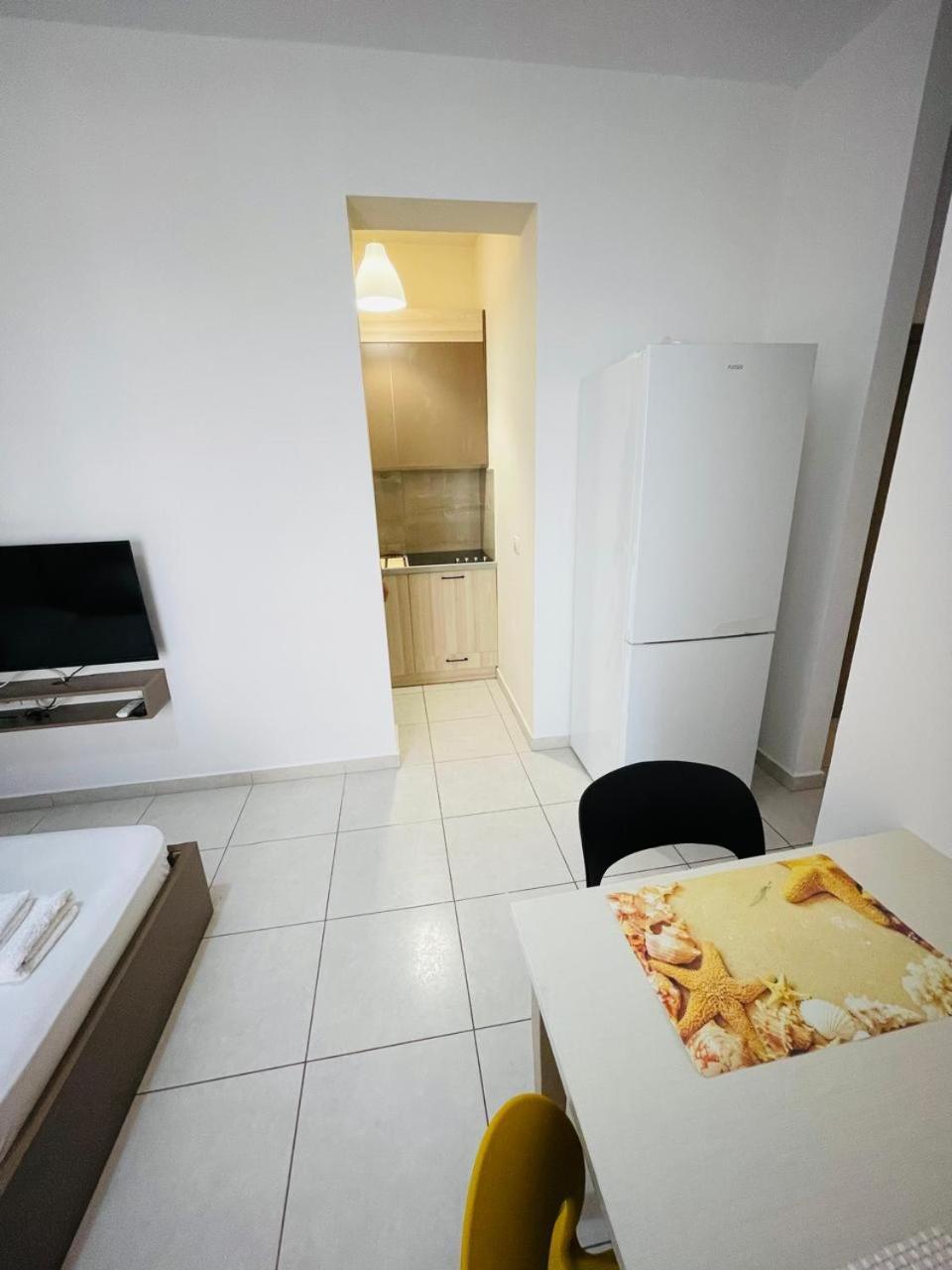 Eliona Apartments Sarandë Esterno foto