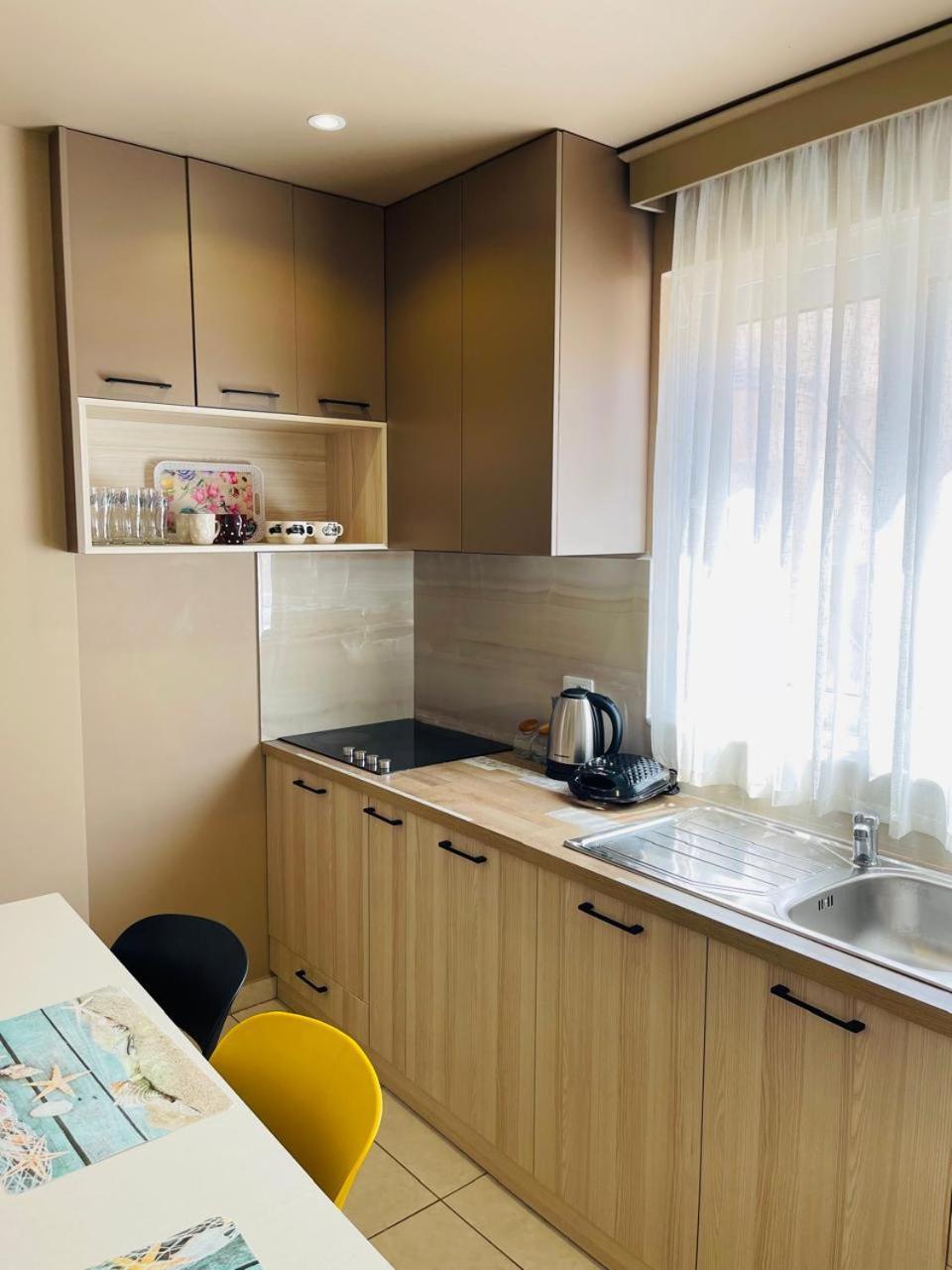 Eliona Apartments Sarandë Esterno foto